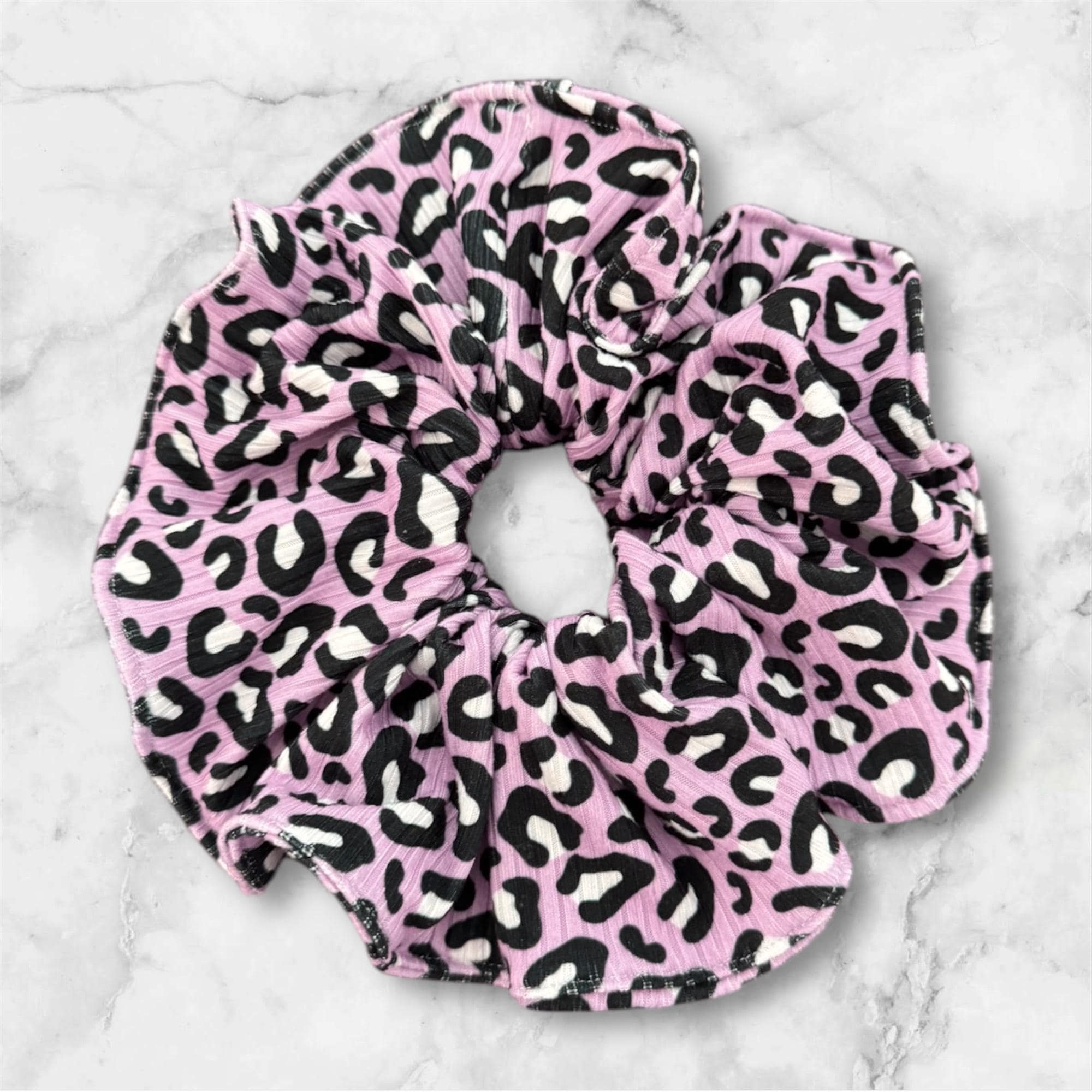 Extra Large Scrunchie, Lilac Leopard